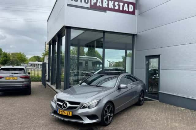 Mercedes-Benz E-Klasse (2013) thumbnail 6