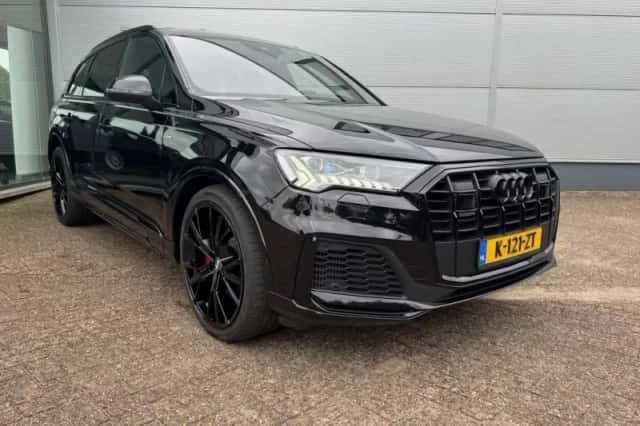 Audi Q7 (2020) thumbnail 5