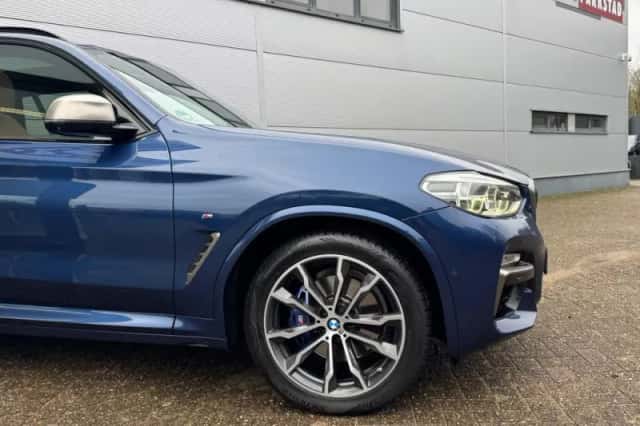 BMW X3 (2018) thumbnail 3