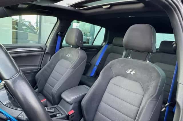 Volkswagen Golf (2019) thumbnail 6