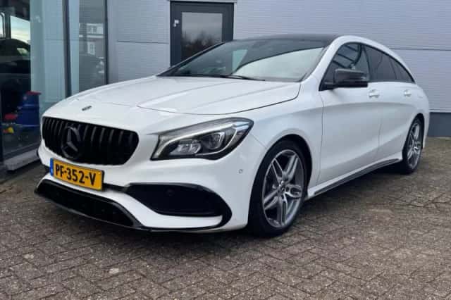 Mercedes-Benz CLA-Klasse (2017) thumbnail 2