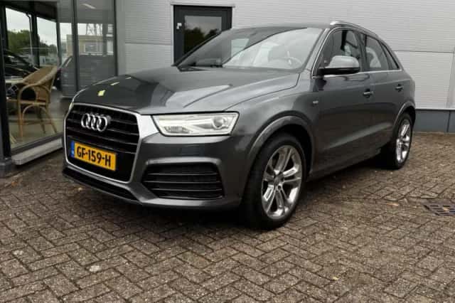 Audi Q3 (2015) thumbnail 1