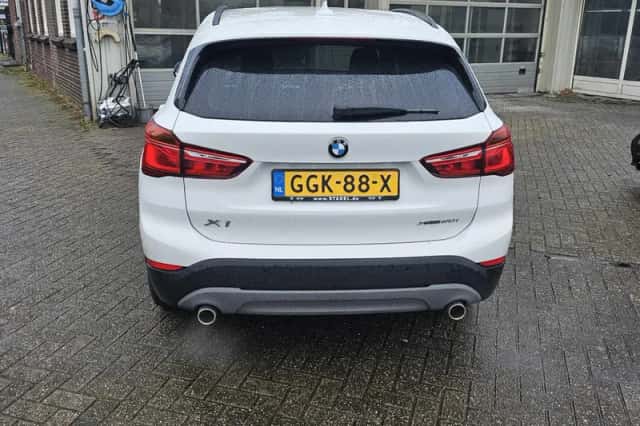 BMW X1 (2019) thumbnail 3