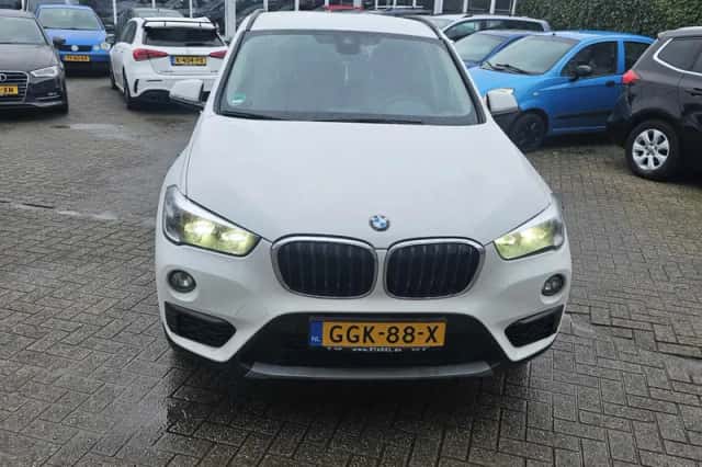 BMW X1 (2019) thumbnail 5