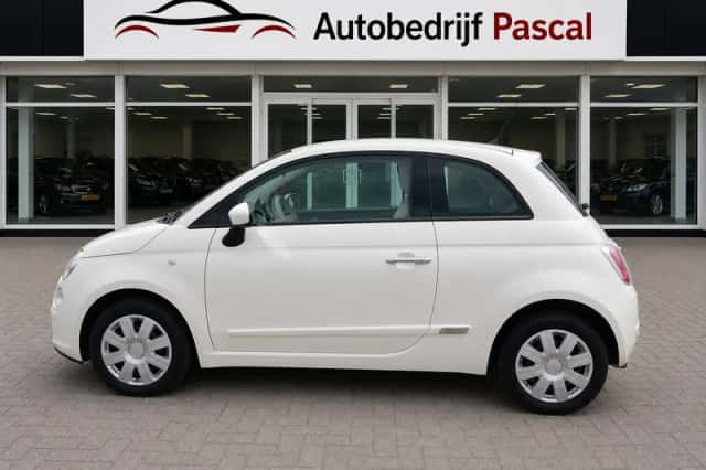 Fiat 500 (2011) thumbnail 2