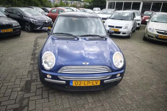 MINI Cooper (2003) thumbnail 5