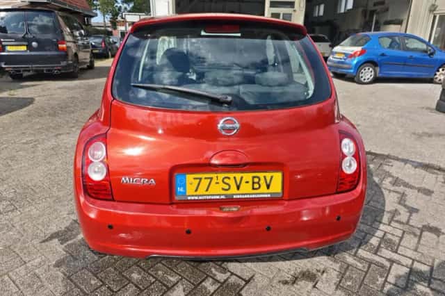 Nissan Micra (2006) thumbnail 4