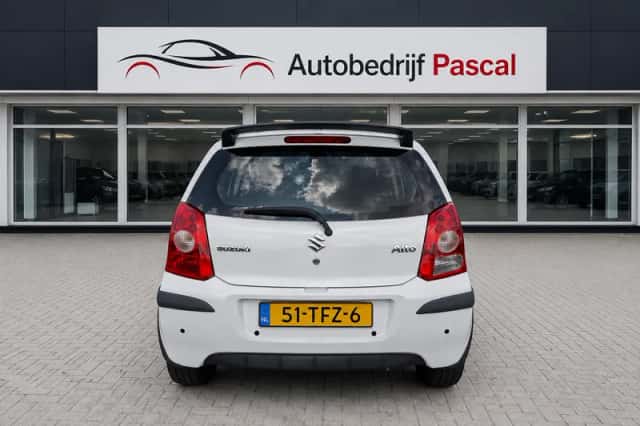 Suzuki Alto (2012) thumbnail 3
