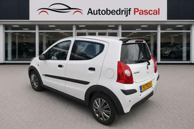 Suzuki Alto (2012) thumbnail 6