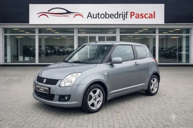 Suzuki Swift (2007) thumbnail 1