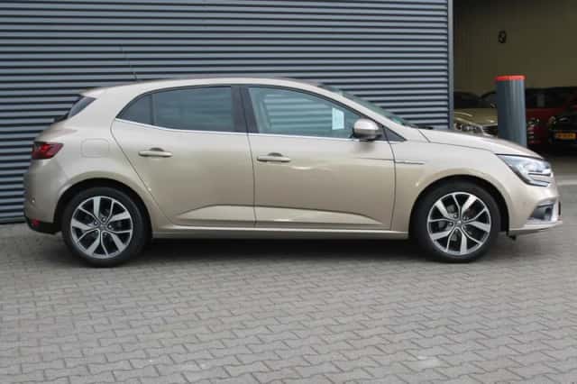 Renault Mégane (2016) thumbnail 17