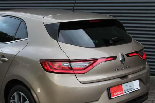 Renault Mégane (2016) thumbnail 23