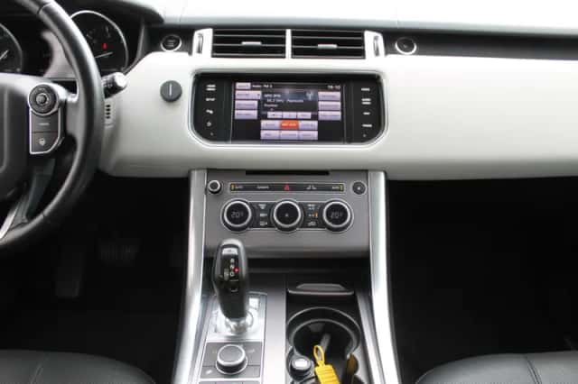 Land Rover Range Rover Sport (2013) thumbnail 10
