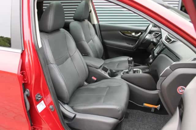 Nissan Qashqai (2015) thumbnail 4