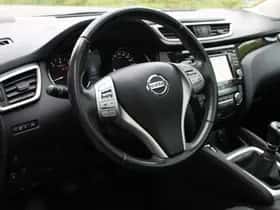 Nissan Qashqai (2015) thumbnail 6