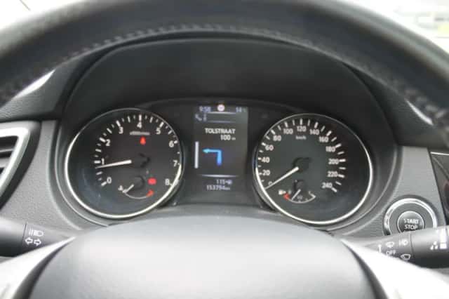 Nissan Qashqai (2015) thumbnail 7