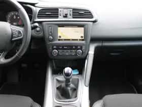 Renault Kadjar (2016) thumbnail 10