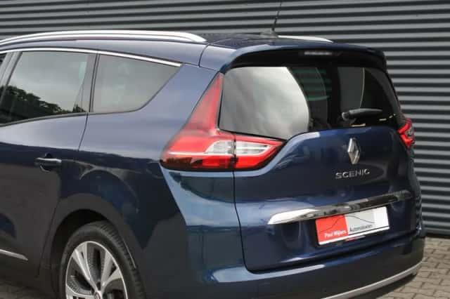 Renault Scénic (2017) thumbnail 23