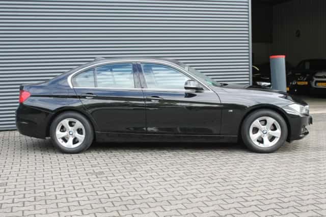 BMW 3-Serie (2013) thumbnail 17