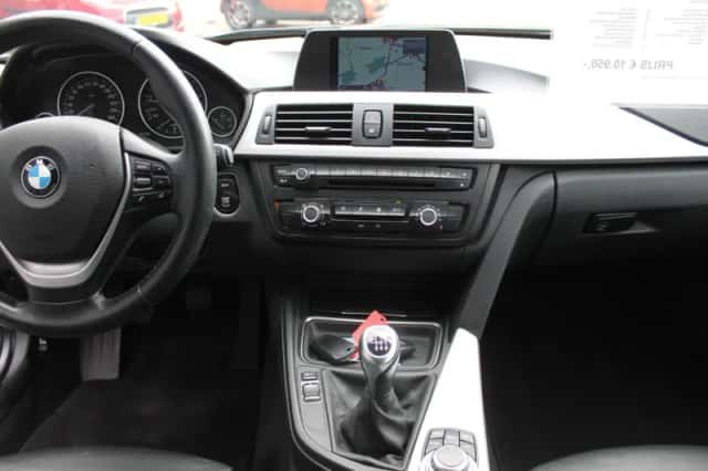 BMW 3-Serie (2013) thumbnail 10