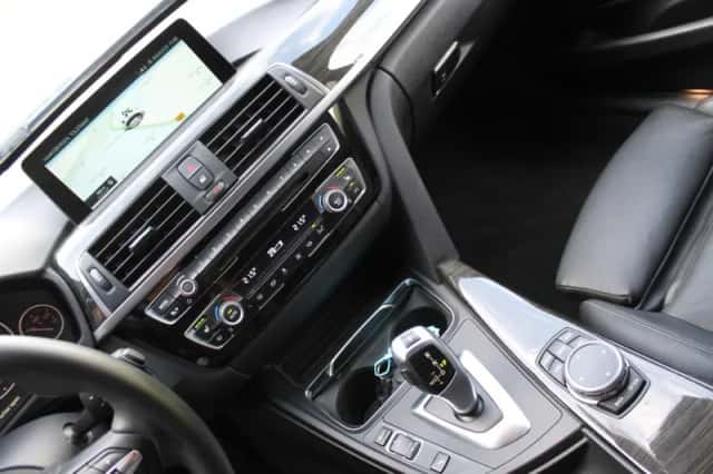 BMW 3-Serie (2016) thumbnail 8