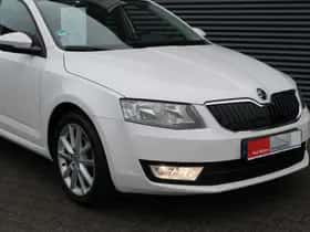Škoda Octavia (2014) thumbnail 14
