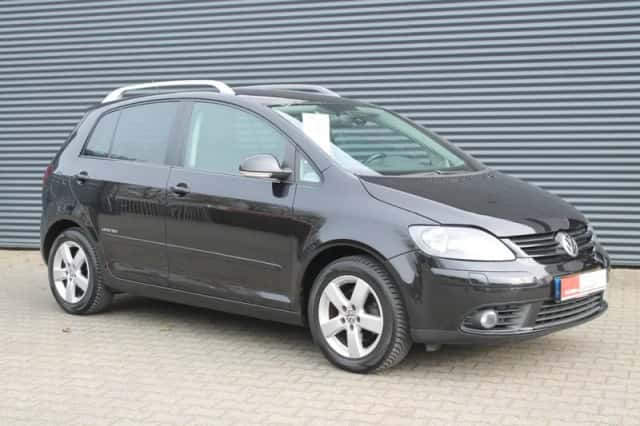 Volkswagen Golf (2008) thumbnail 1