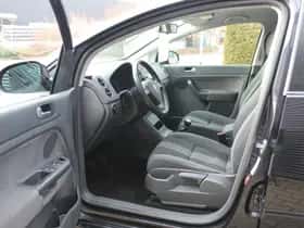 Volkswagen Golf (2008) thumbnail 2