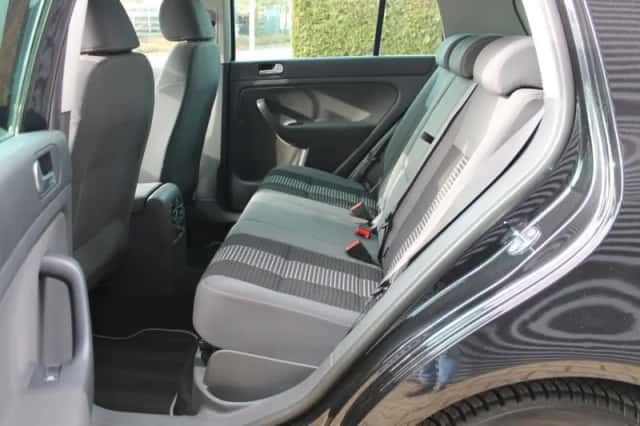 Volkswagen Golf (2008) thumbnail 11