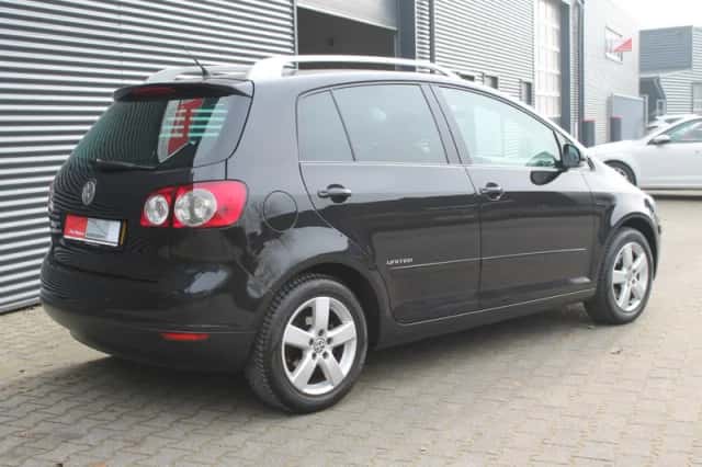 Volkswagen Golf (2008) thumbnail 18