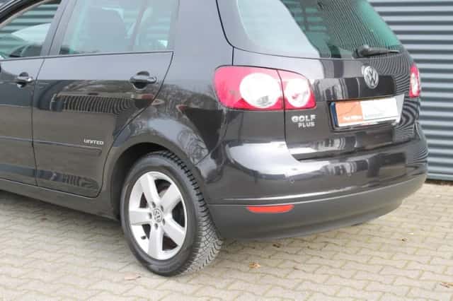 Volkswagen Golf (2008) thumbnail 22
