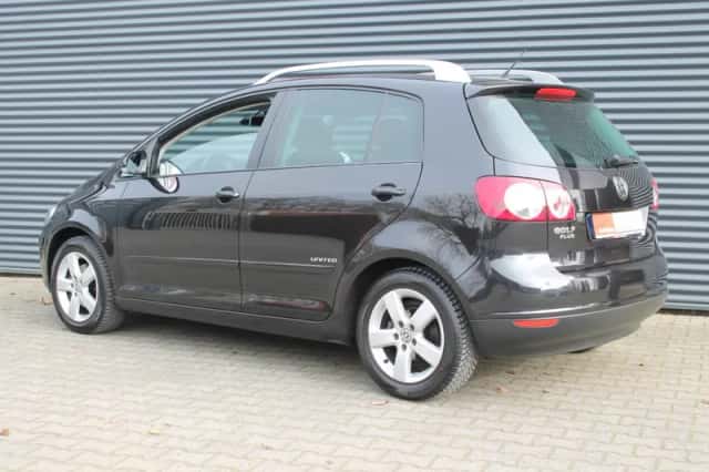 Volkswagen Golf (2008) thumbnail 24
