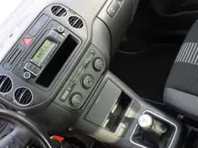Volkswagen Golf (2008) thumbnail 8