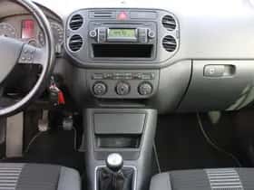 Volkswagen Golf (2008) thumbnail 10