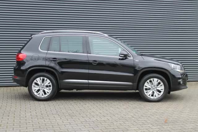 Volkswagen Tiguan (2013) thumbnail 17