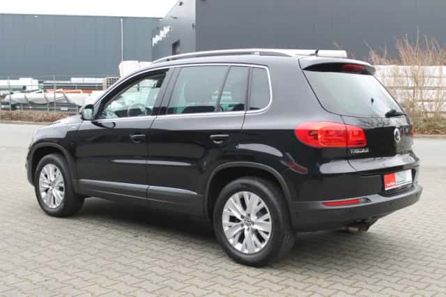 Volkswagen Tiguan (2013) thumbnail 19