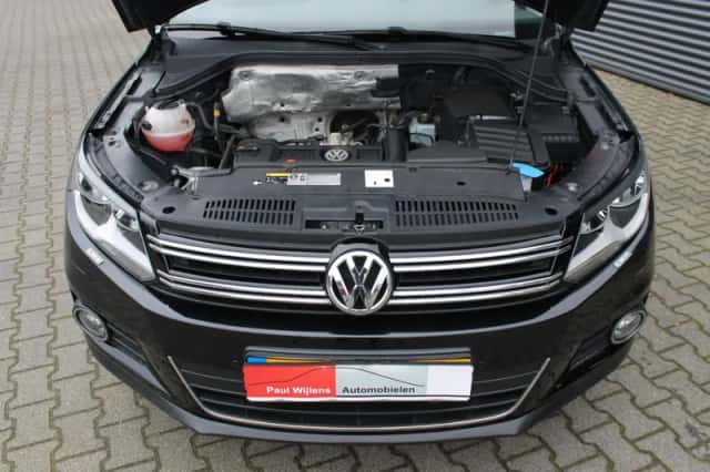 Volkswagen Tiguan (2013) thumbnail 20
