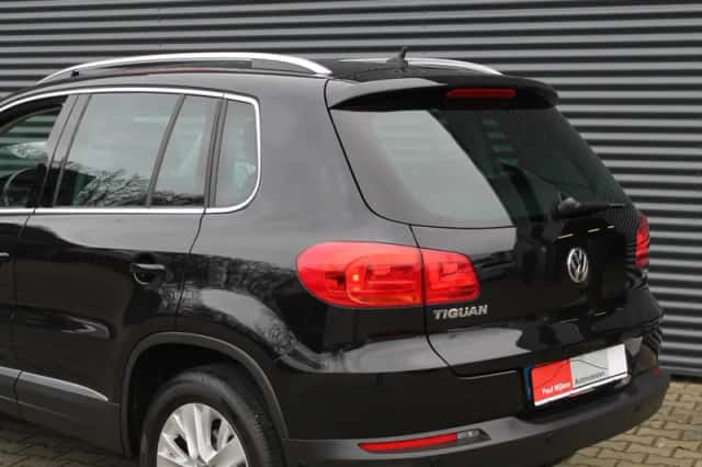 Volkswagen Tiguan (2013) thumbnail 23