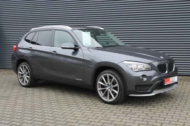 BMW X1 (2014) thumbnail 1
