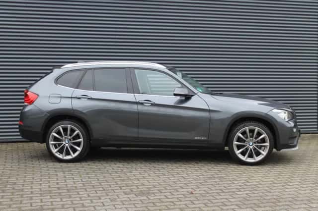 BMW X1 (2014) thumbnail 17