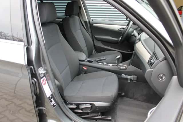 BMW X1 (2014) thumbnail 4