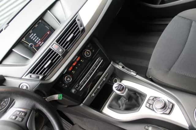 BMW X1 (2014) thumbnail 8