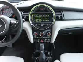 MINI Cooper (2015) thumbnail 11