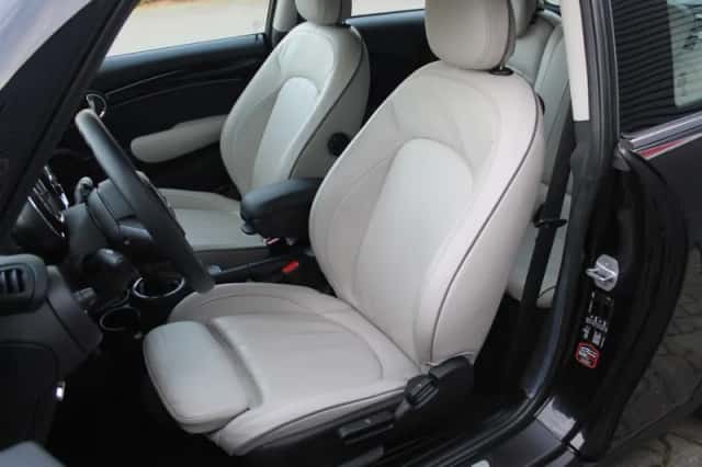 MINI Cooper (2015) thumbnail 4
