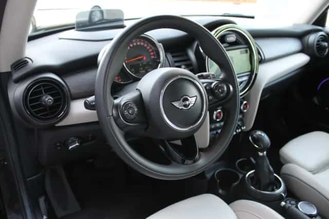 MINI Cooper (2015) thumbnail 7
