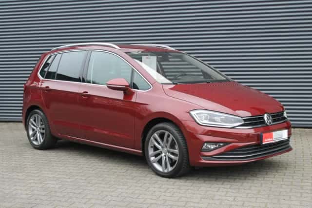 Volkswagen Golf (2018) thumbnail 1