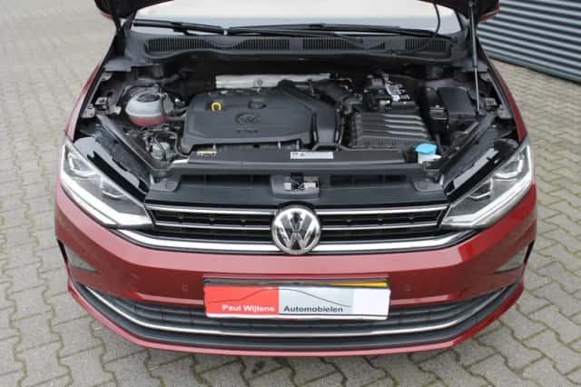 Volkswagen Golf (2018) thumbnail 20