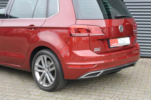 Volkswagen Golf (2018) thumbnail 22