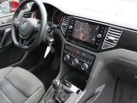 Volkswagen Golf (2018) thumbnail 9