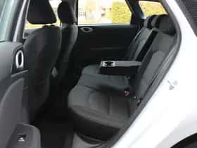 Kia Ceed (2020) thumbnail 11